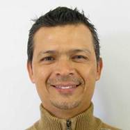 Dr. Roberto Núñez González